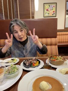 母が79歳の誕生日を迎えました 09